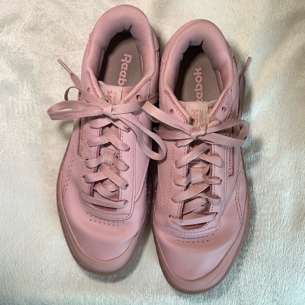 Reebok Blush Pink platform Leather Sneakers - Picture 6 of 10